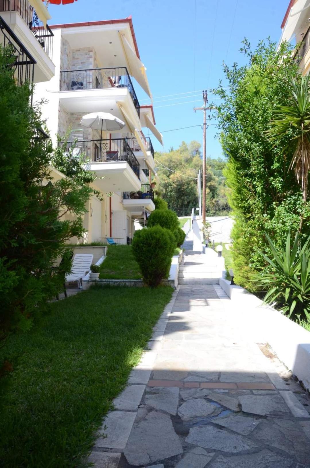 Roses Rt Apartments Skioni II Nea Skioni Buitenkant foto
